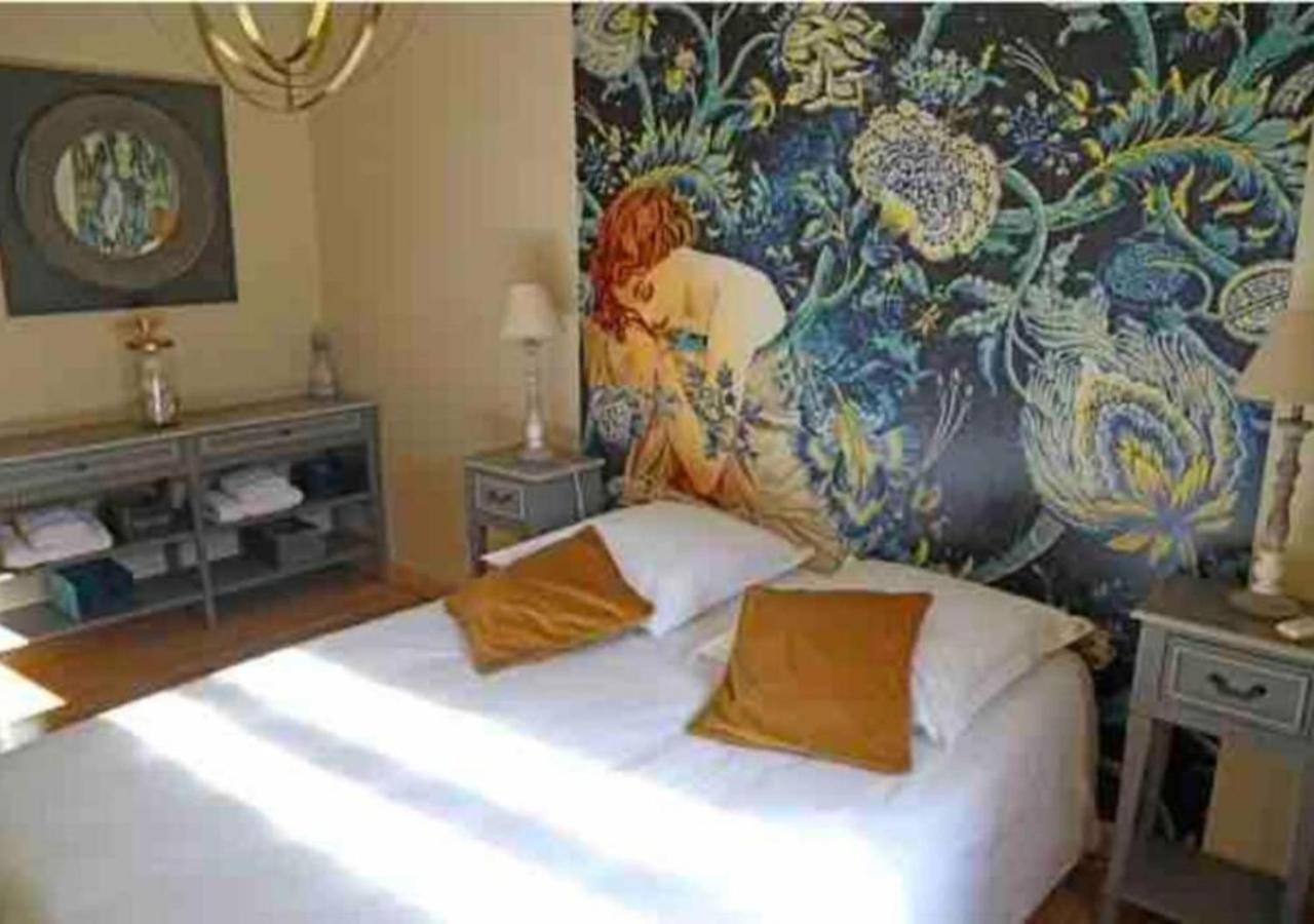Hotel La Bella Casa Villette-dʼAnthon Esterno foto